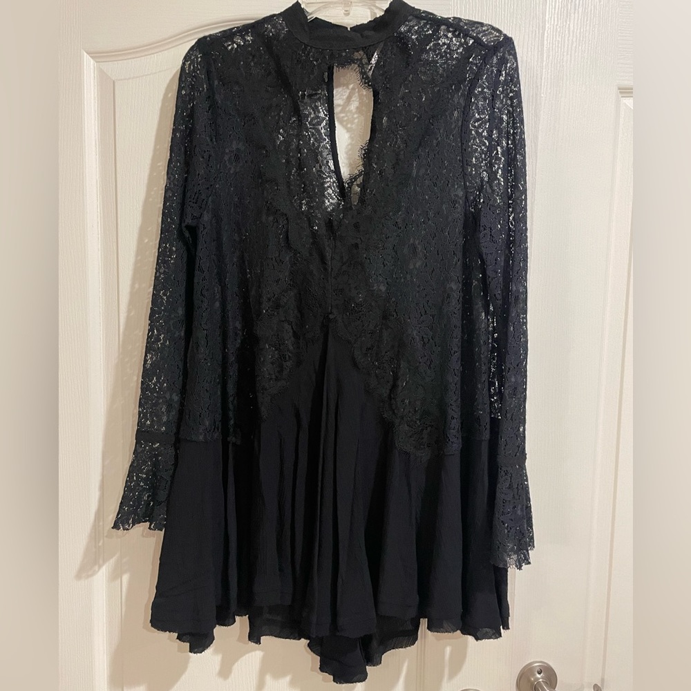 Free People oversized lightweight black cotton and lace dressy top